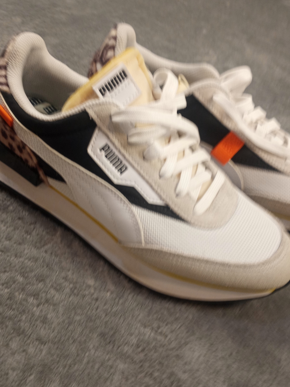 Puma Women's White Black Yellow Retro Runner Sneakers Size 8.5